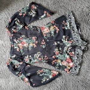 Like new Size S floral romper
